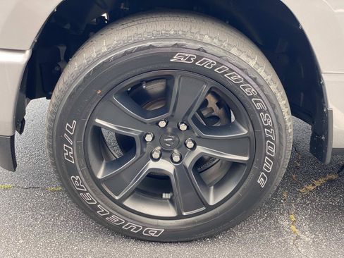 Used 2023 RAM 1500 Big Horn AWD/4WD image 13
