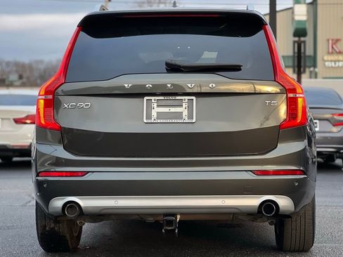 Used 2018 Volvo XC90 T5 Momentum w/ Convenience Package image 6