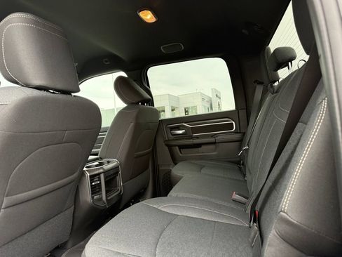 New 2026 RAM 2500 Big Horn AWD/4WD image 25