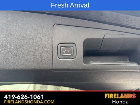 Used 2020 Cadillac XT5 Premium Luxury image 33