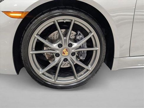 Used 2021 Porsche 718 Boxster image 22