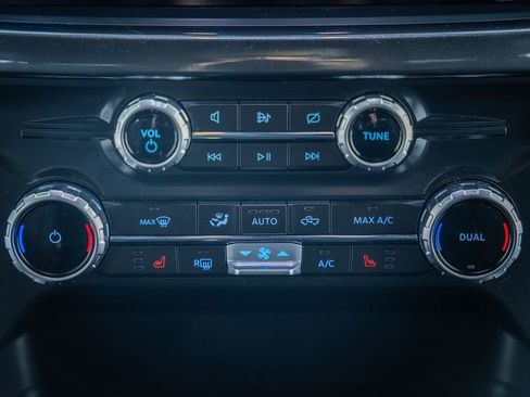 Certified 2022 Ford F150 XLT w/ Equipment Group 302A High image 27