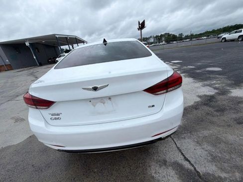 Used 2018 Genesis G80 3.8 RWD image 6