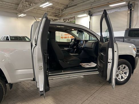 Used 2022 Chevrolet Colorado LT w/ Fleet Safety Package image 23