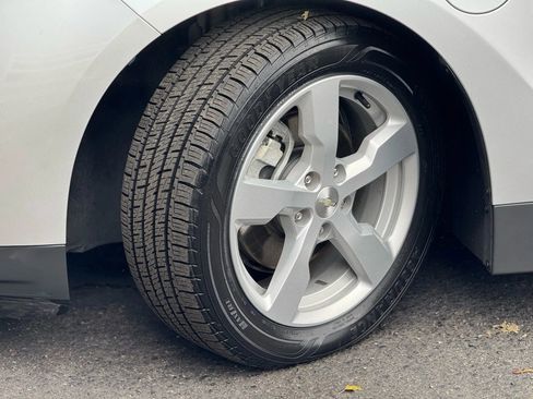 Used 2015 Chevrolet Volt image 13