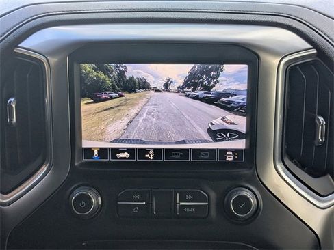 Used 2022 Chevrolet Silverado 2500 LTZ w/ LTZ Plus Package image 30