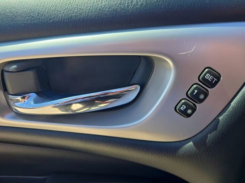 Used 2017 Nissan Pathfinder SL w/ SL Premium Package AWD/4WD image 38