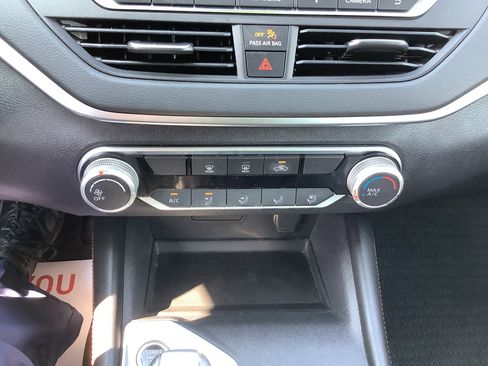 Used 2021 Nissan Altima 2.5 SR FWD image 39