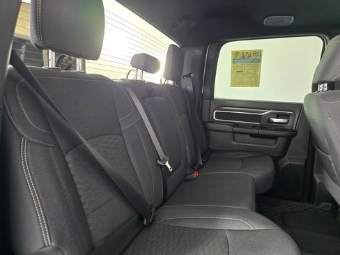 New 2026 RAM 3500 Big Horn AWD/4WD image 34
