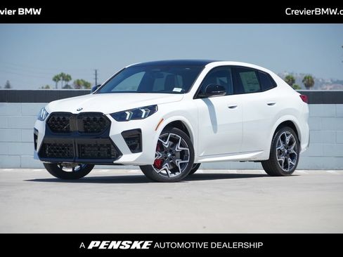 New 2026 BMW X2 xDrive28i w/ Technology Package AWD/4WD image 1