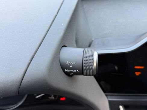 Used 2024 Lexus UX 250h AWD w/ Premium Package image 30