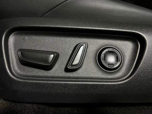 Certified 2026 Toyota 4Runner TRD Off-Road Premium image 14