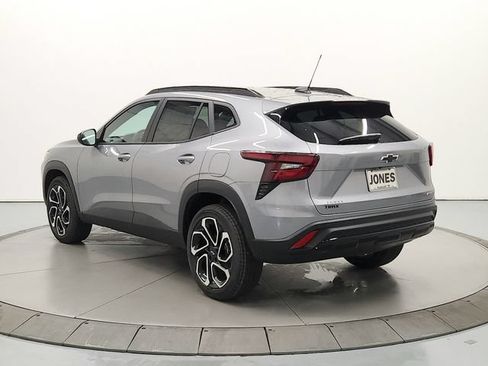 New 2026 Chevrolet Trax RS w/ Driver Confidence Package FWD image 5