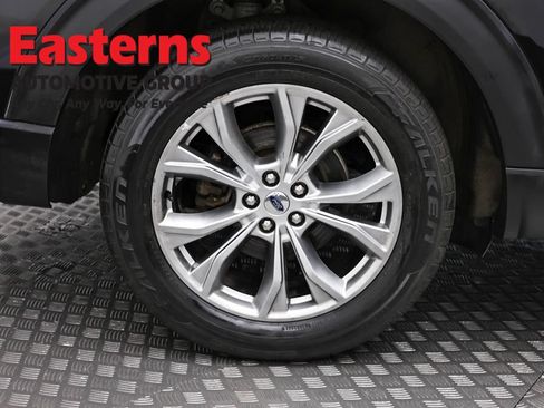 Used 2020 Ford Explorer Limited AWD/4WD image 32