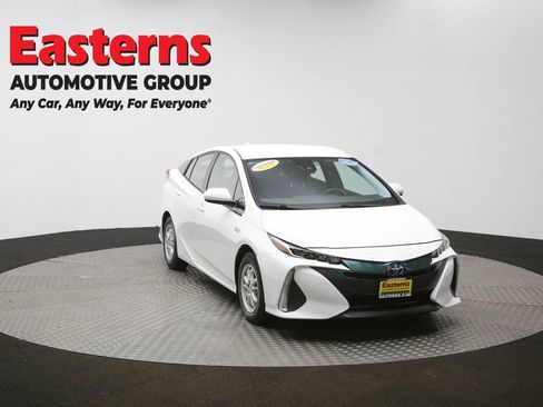 Used 2018 Toyota Prius Prime Plus image 48