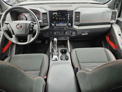 Used 2024 Nissan Frontier Pro-X image 7