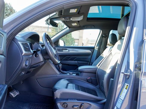 Used 2020 Volkswagen Atlas Cross Sport SEL Premium R-Line image 10