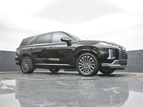 Used 2024 Hyundai Palisade Calligraphy image 50