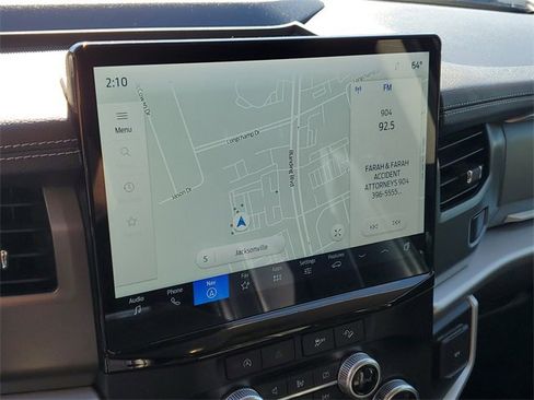 Used 2024 Ford Expedition Max XLT image 34