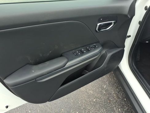 New 2026 Kia K4 EX image 9