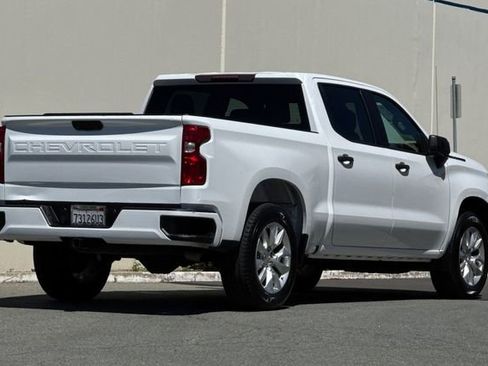 Used 2023 Chevrolet Silverado 1500 Custom w/ LPO, Dark Essentials Package AWD/4WD image 4