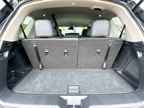 Used 2025 Honda Pilot EX-L image 30