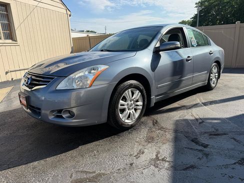 Used 2010 Nissan Altima 2.5 SL w/ SL Pkg FWD image 9
