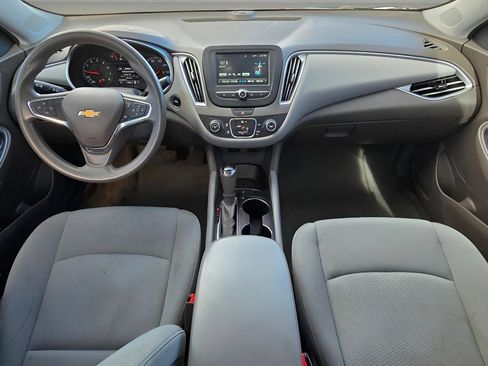 Used 2018 Chevrolet Malibu LS image 25