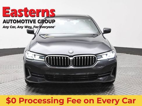 Used 2023 BMW 530i w/ Convenience Package RWD image 2