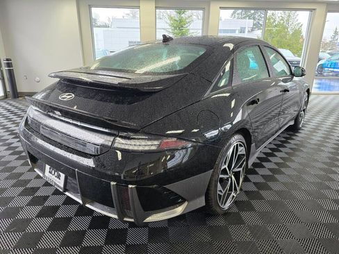 New 2025 Hyundai Ioniq 6 SEL image 4