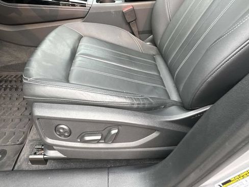 Used 2023 Audi Q5 2.0T Premium Plus w/ Premium Plus Package AWD/4WD image 23