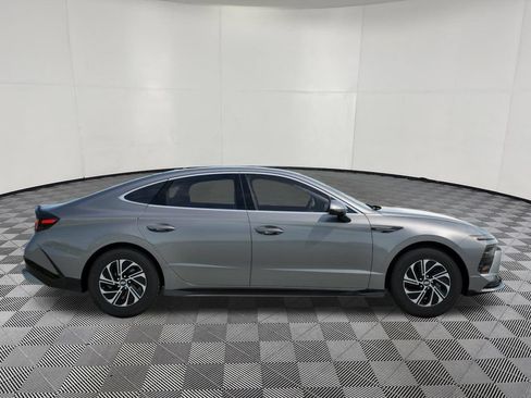 New 2026 Hyundai Sonata Blue FWD image 7