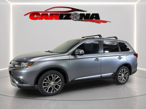 Used 2017 Mitsubishi Outlander SE FWD image 5