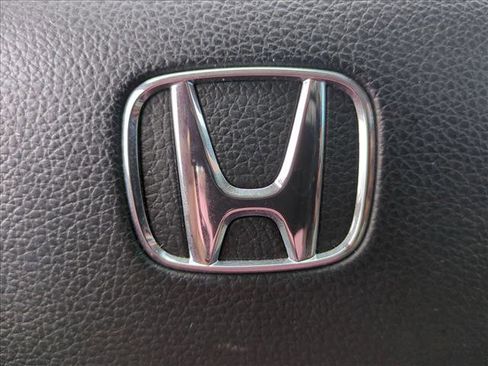 Used 2016 Honda Pilot EX image 19