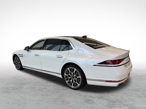 Used 2025 Genesis G90 3.5T AWD/4WD image 3
