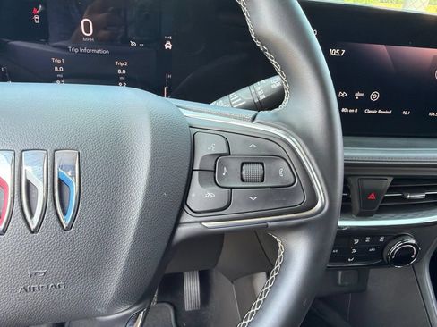 Used 2025 Buick Encore GX Preferred FWD image 22