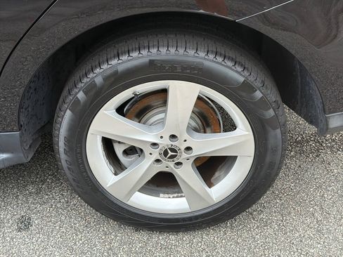 Used 2018 Mercedes-Benz GLE 350 w/ Premium 1 Package image 19