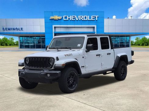 Used 2024 Jeep Gladiator Sport AWD/4WD image 2