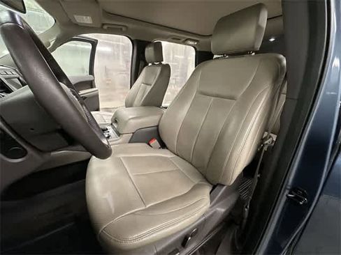 Used 2018 Ford Expedition XLT w/ Equipment Group 202A image 17