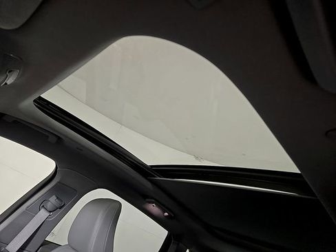 Certified 2022 Lincoln Nautilus Reserve w/ Luxury Package image 14