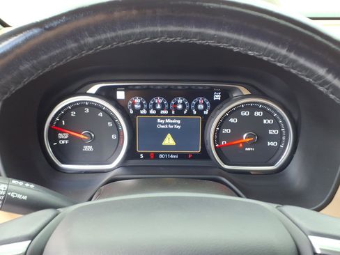 Used 2021 Chevrolet Tahoe Premier w/ Premium Package AWD/4WD image 18