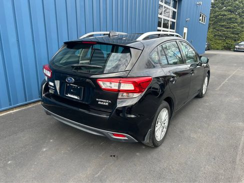 Used 2017 Subaru Impreza 2.0i Premium image 4