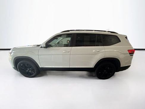 Used 2024 Volkswagen Atlas SE AWD/4WD image 9