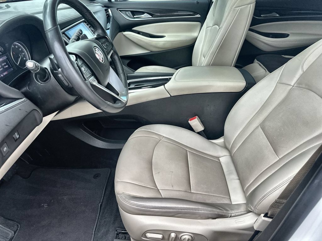 Used 2023 Buick Enclave Essence w/ Experience Buick Package FWD image 24