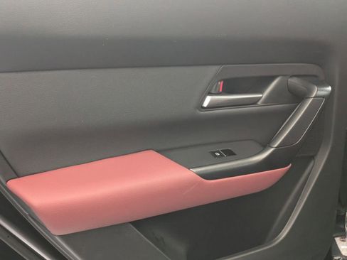 Used 2025 MAZDA CX-50 AWD 2.5 Hybrid w/ Premium Pkg image 25