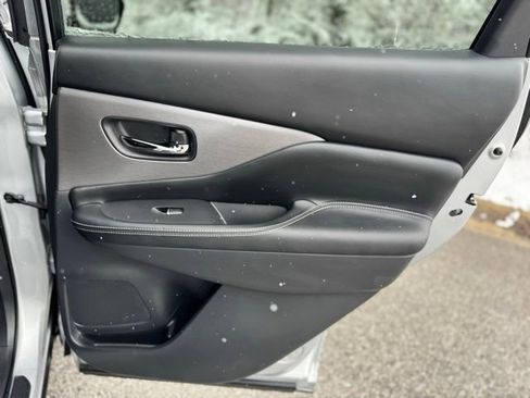 Used 2019 Nissan Murano SL AWD/4WD image 15