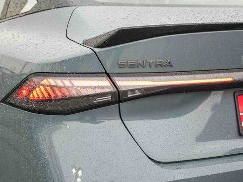 New 2026 Nissan Sentra SR w/ Floor Mat Package FWD image 10