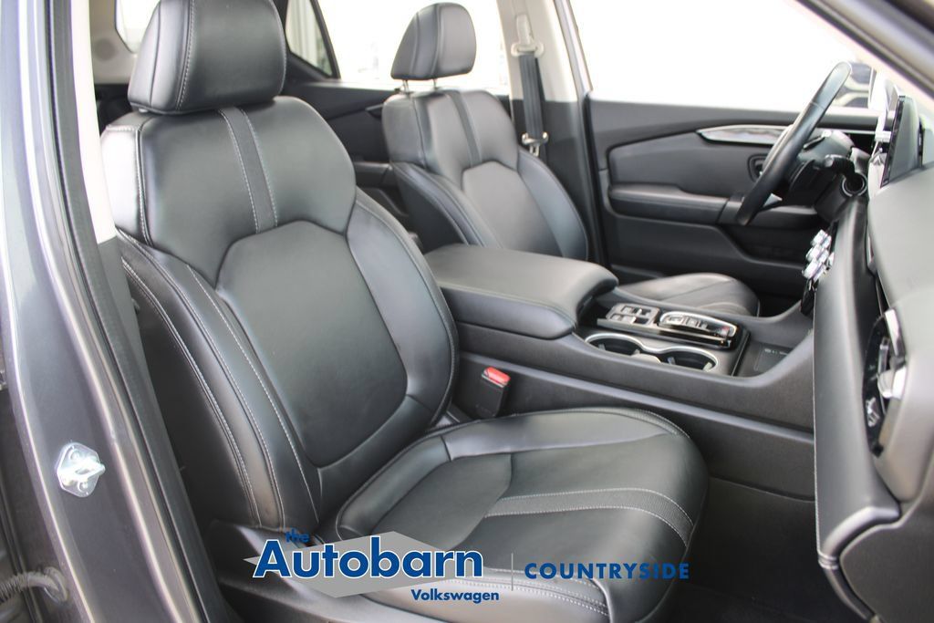 Used 2023 Honda Pilot Touring image 30