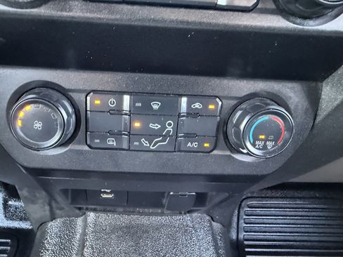 Used 2020 Ford F250 XL w/ Power Equipment Group image 31