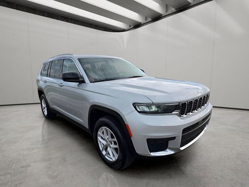Used 2023 Jeep Grand Cherokee L Laredo image 7